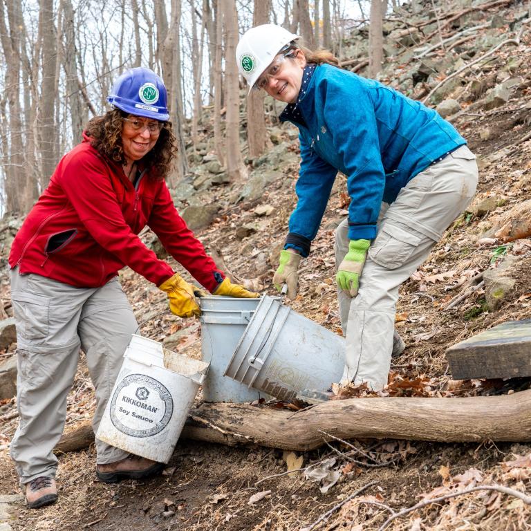 Trail Crew Expert