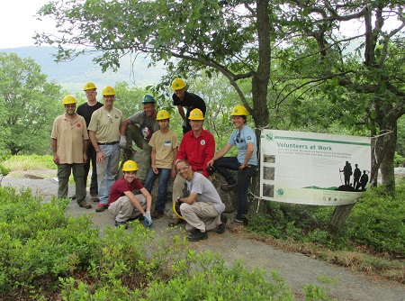 Bear Mountain Upper East Face Volunteers 